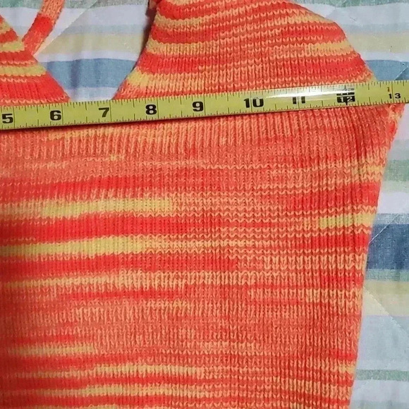 Lovely bright 2 piece - Picture 4 of 8